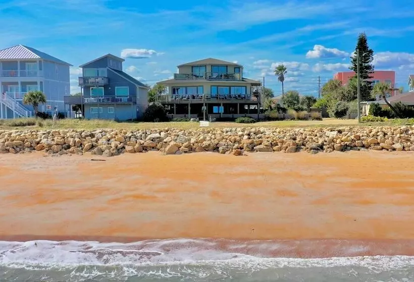 Chic Home: Ocean Views, Hot Tub & Game Room!