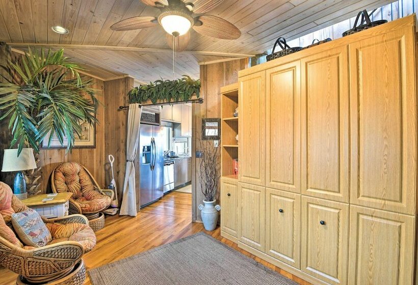 Chic Home: Ocean Views, Hot Tub & Game Room!