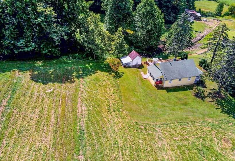 Fish, Bike & Hike: Blue Ridge Cottage!