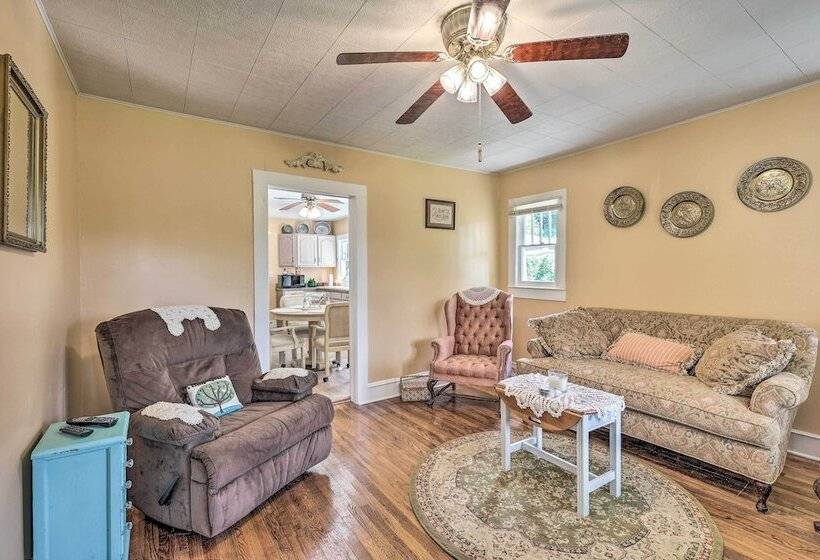 Fish, Bike & Hike: Blue Ridge Cottage!