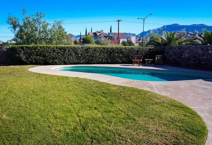 El Paso Retreat W/ Pool: 11 Mi To Downtown!