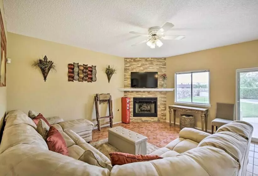 El Paso Retreat W/ Pool: 11 Mi To Downtown!