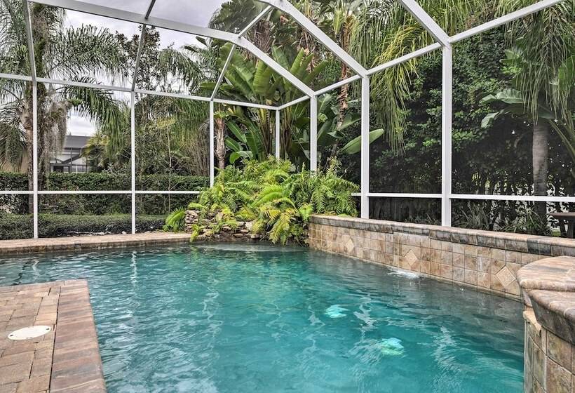 Elegant Valrico Home ~ 15 Mi To Downtown Tampa!