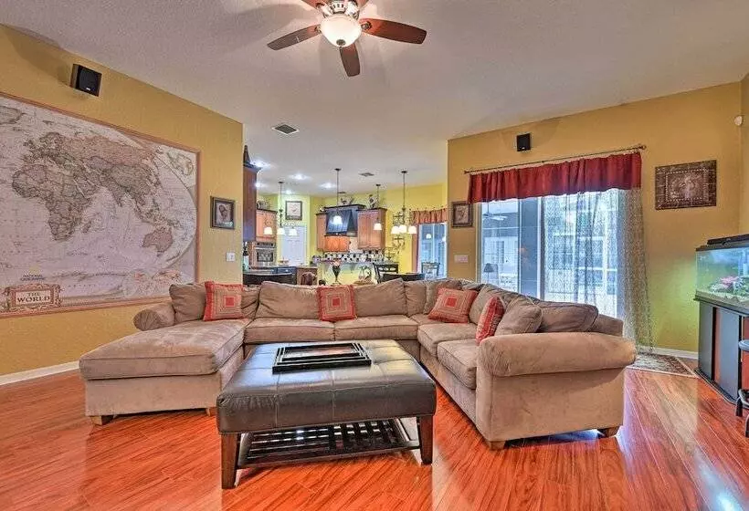 Elegant Valrico Home ~ 15 Mi To Downtown Tampa!