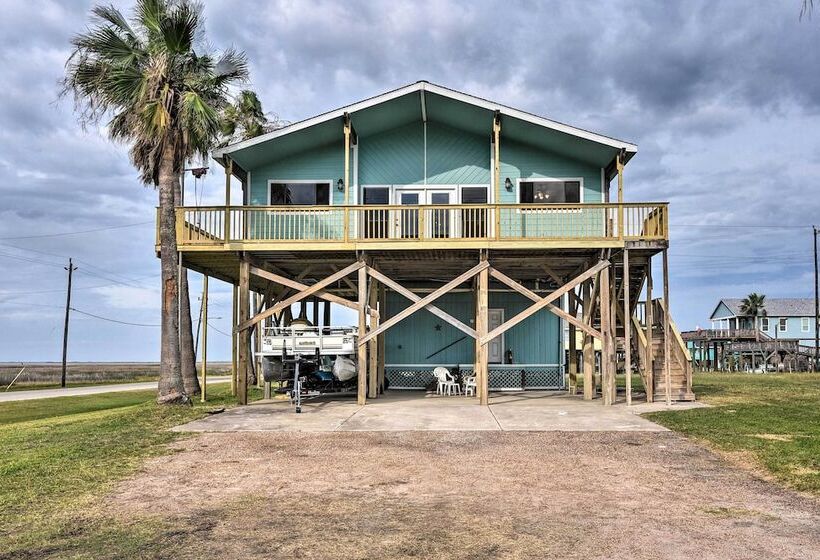 Freeport Home W/ Deck & Grill, Near Boat Ramp