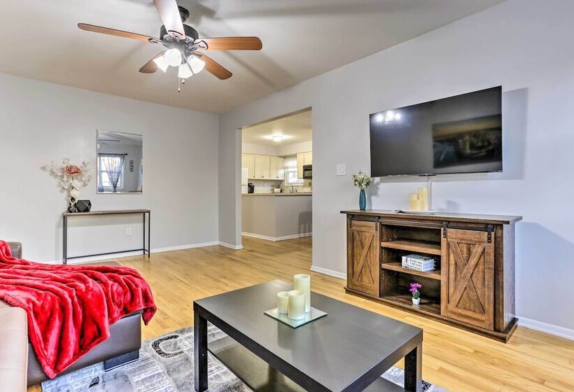 Ideally Located Jersey City Home, 8 Mi To Nyc