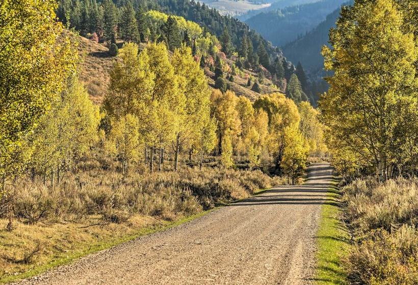 Irwin A Frame Cabin W/ Deck & Mountain Views!