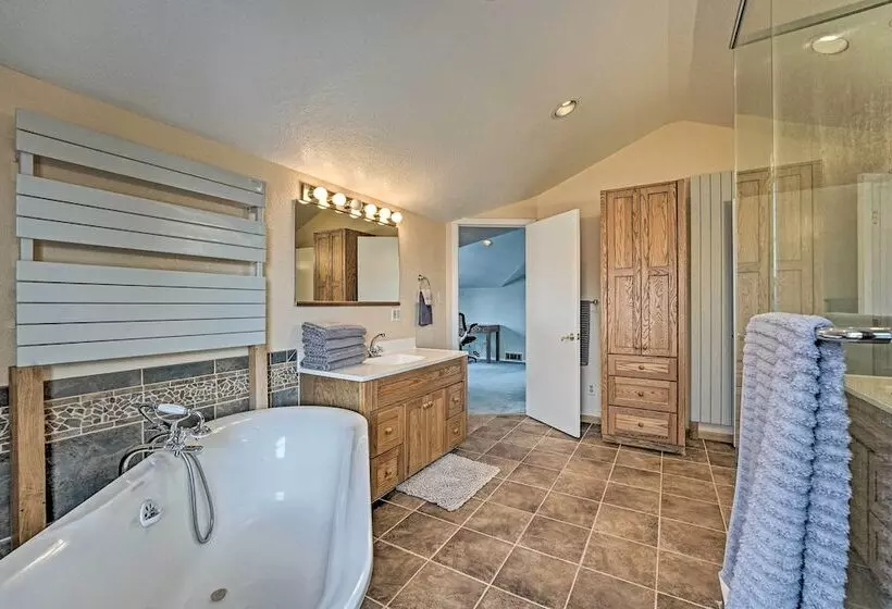 Laramie Home W/ Backyard < 1 Mi To Univ Of Wyoming