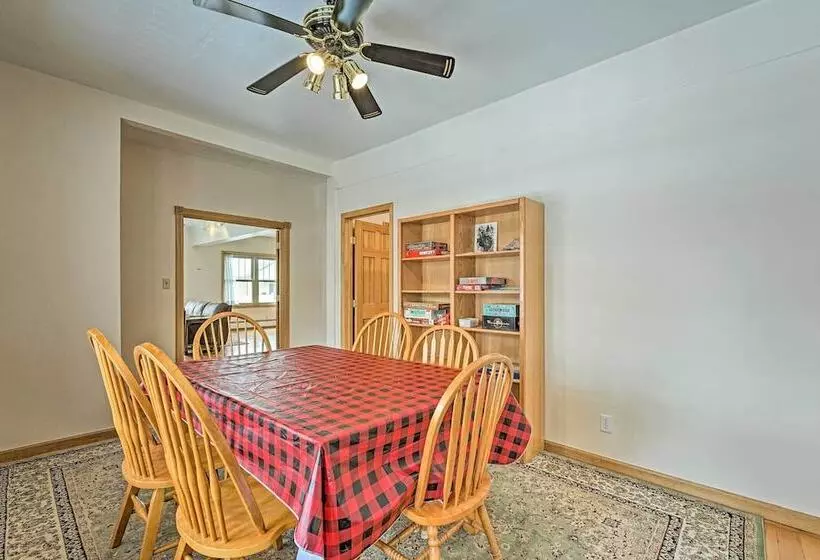 Laramie Home W/ Backyard < 1 Mi To Univ Of Wyoming