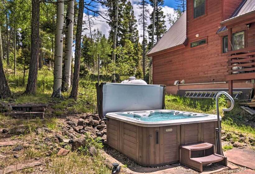 Angel Fire Retreat W/ Hot Tub ~ 5 Mi To Skiing