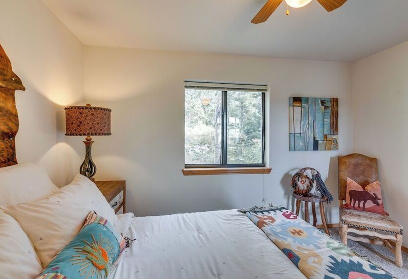 Angel Fire Retreat W/ Hot Tub ~ 5 Mi To Skiing