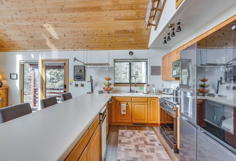 Angel Fire Retreat W/ Hot Tub ~ 5 Mi To Skiing