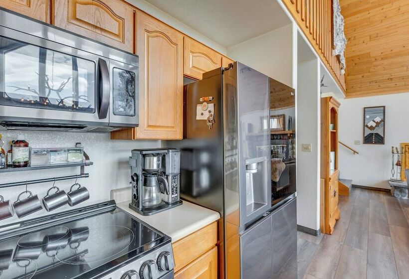 Angel Fire Retreat W/ Hot Tub ~ 5 Mi To Skiing