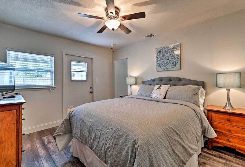 Walkable Winter Garden Bungalow: 3 Blocks To Dtwn