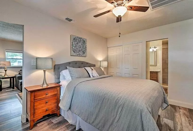 Walkable Winter Garden Bungalow: 3 Blocks To Dtwn