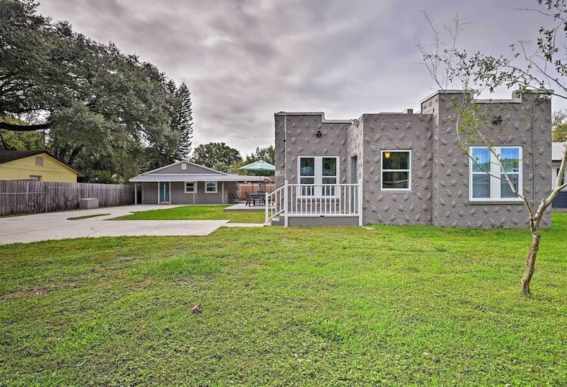 Walkable Winter Garden Bungalow: 3 Blocks To Dtwn