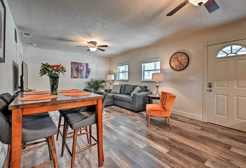 Walkable Winter Garden Bungalow: 3 Blocks To Dtwn