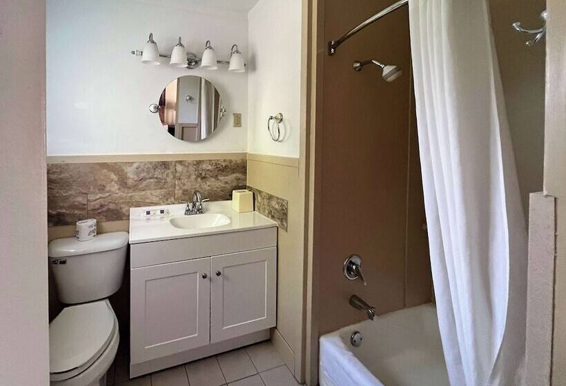 Motel 6 Fairmont, Wv Downtown