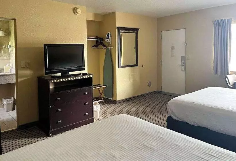 Motel 6 Fairmont, Wv Downtown