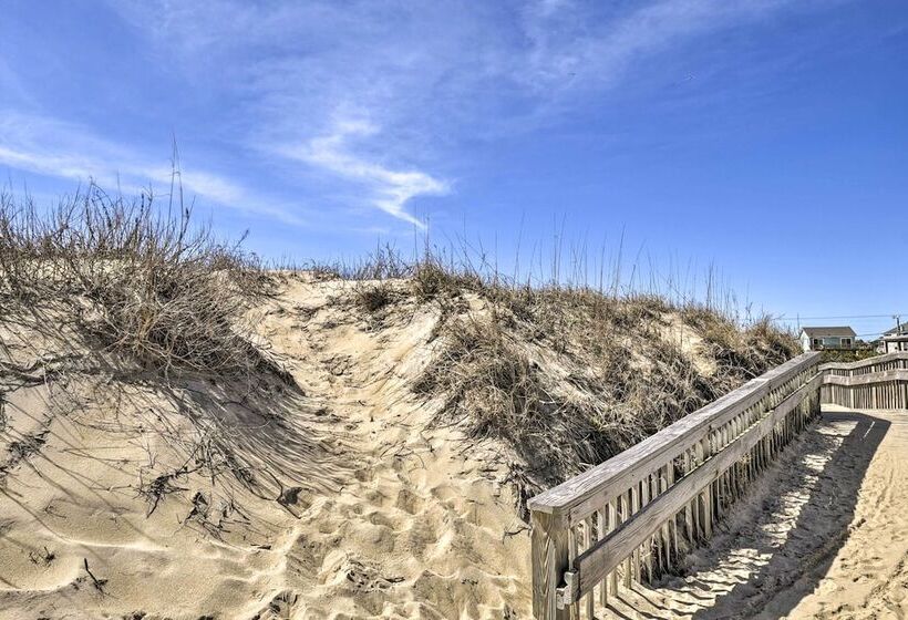 Nags Head Cottage: Screened Porch, Walk To Beach!