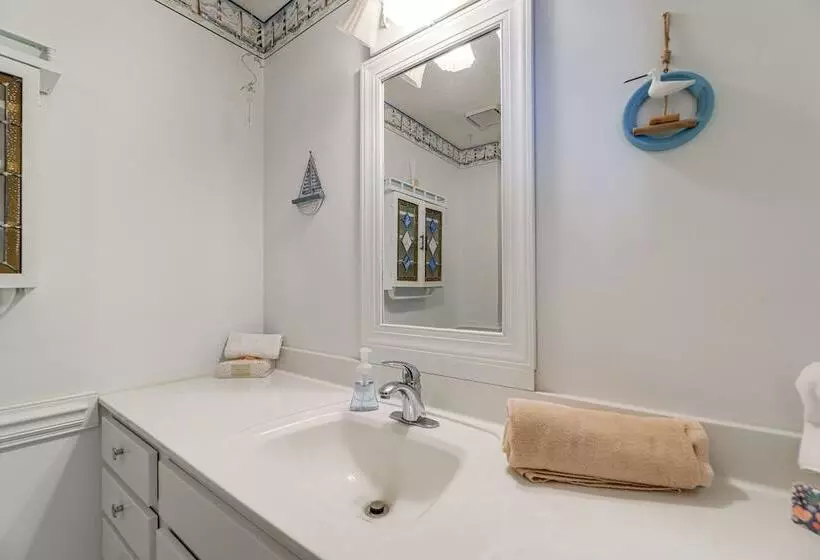 New Bern Home W/ Direct Access To Neuse River