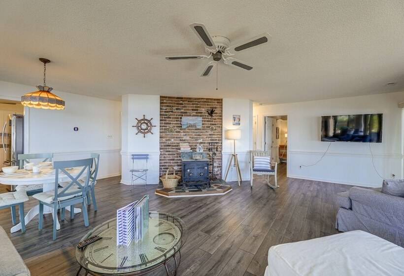 New Bern Home W/ Direct Access To Neuse River