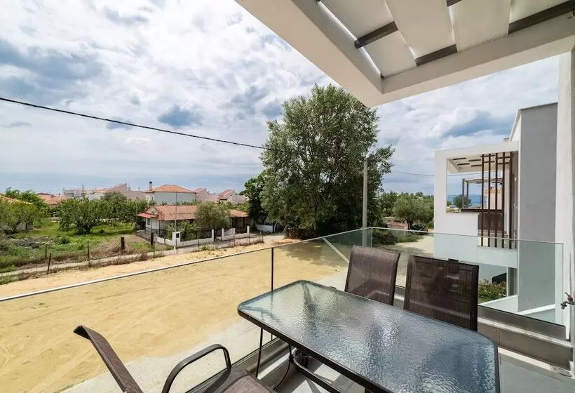 Majatalo Kleoniki & Irida Residential Complexes