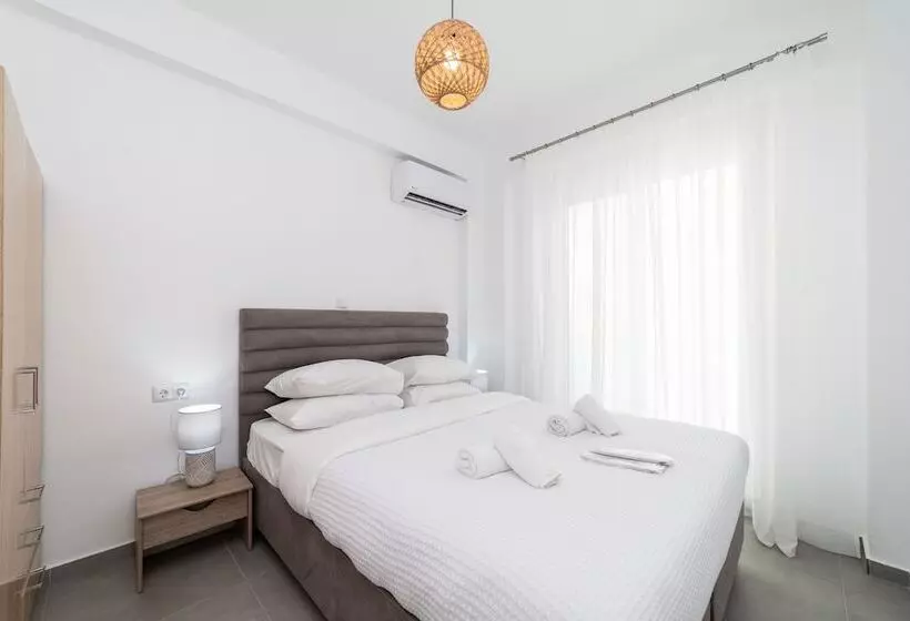 Majatalo Kleoniki & Irida Residential Complexes