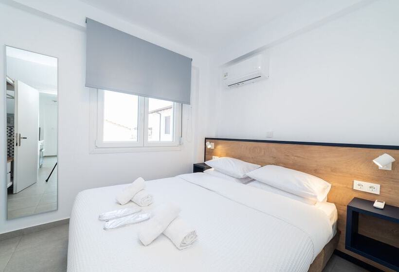 펜션 Kleoniki & Irida Residential Complexes