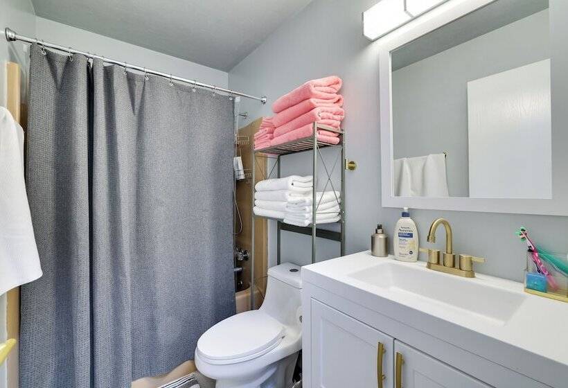 8 Mi To Tobyhanna State Park: Poconos Home!