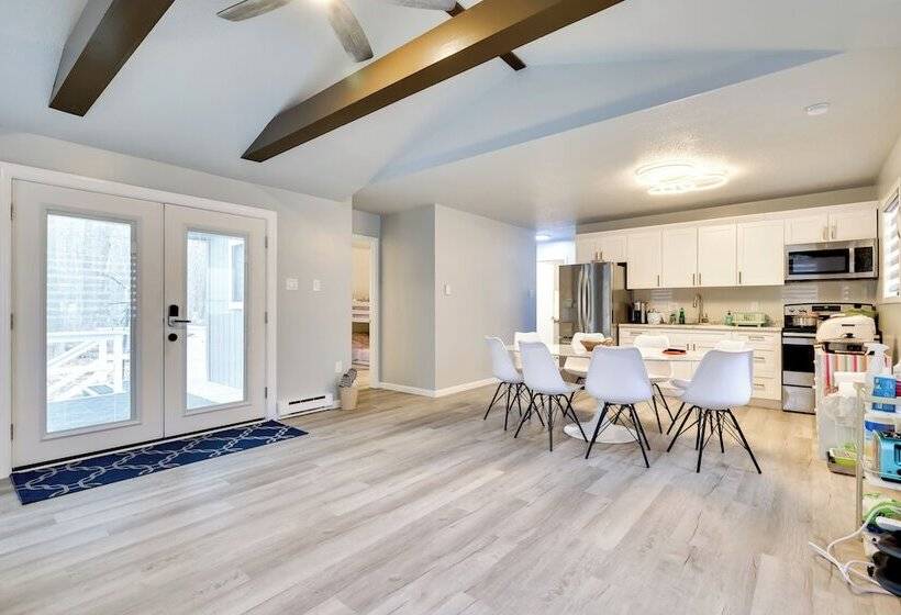 8 Mi To Tobyhanna State Park: Poconos Home!