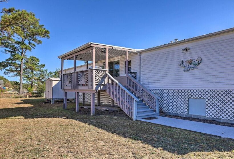 Quaint Chincoteague Island Hideaway W/ 2 Porches!
