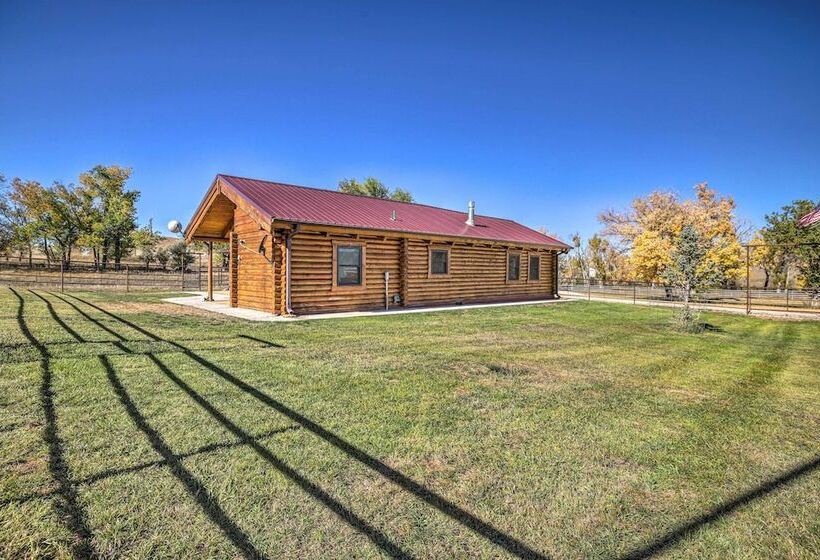 Remote Cabin W/ Gas Stove < 7 Mi To Town!