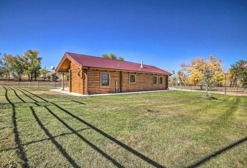 Remote Cabin W/ Gas Stove < 7 Mi To Town!