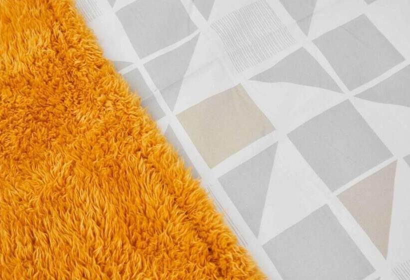 Резиденция Dellehomes Remarkable 4 Bed House In Manchester