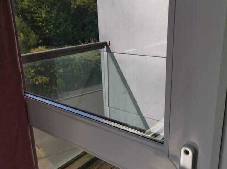 Резиденция Dellehomes Remarkable 4 Bed House In Manchester