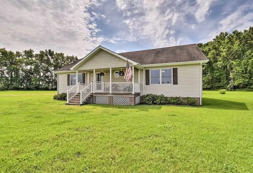 Pet Friendly Woodsy Gem: 1/4 Mi To Chesapeake Bay