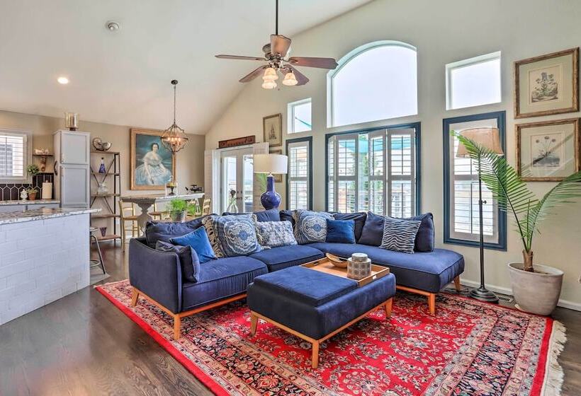 Scenic Home W/ Furnished Deck ~ 14 Mi To Denver