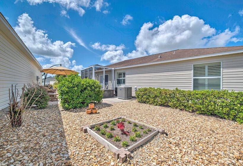 ~ 1 Mi To Golf: Home W/ Patio In The Villages!