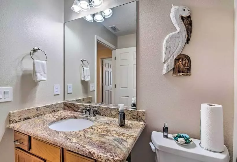 ~ 1 Mi To Golf: Home W/ Patio In The Villages!