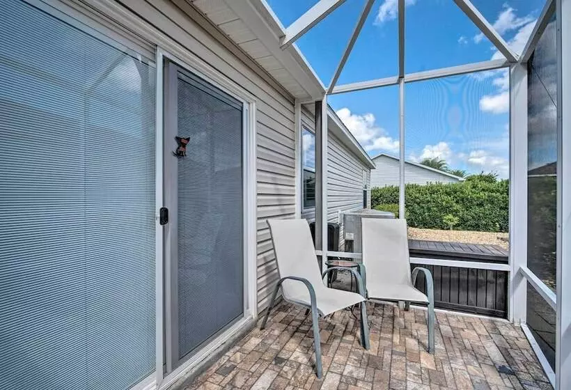 ~ 1 Mi To Golf: Home W/ Patio In The Villages!