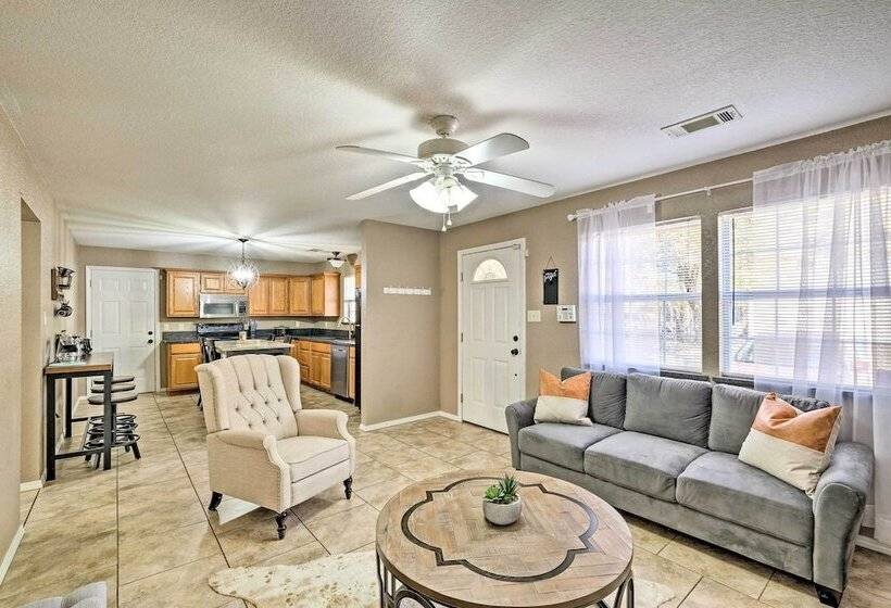 2 Mi To Historic Sites: Cozy Fort Smith Home!