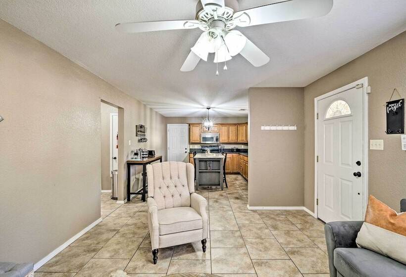 2 Mi To Historic Sites: Cozy Fort Smith Home!