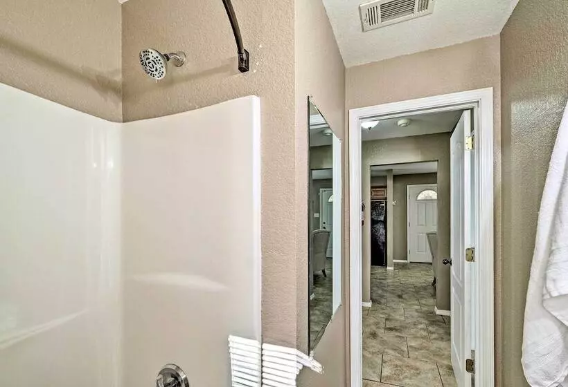 2 Mi To Historic Sites: Cozy Fort Smith Home!