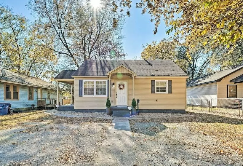 2 Mi To Historic Sites: Cozy Fort Smith Home!