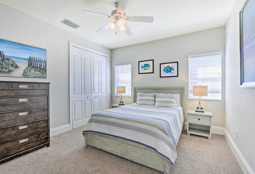 Apollo Beach House W/ Private Pool + Hot Tub