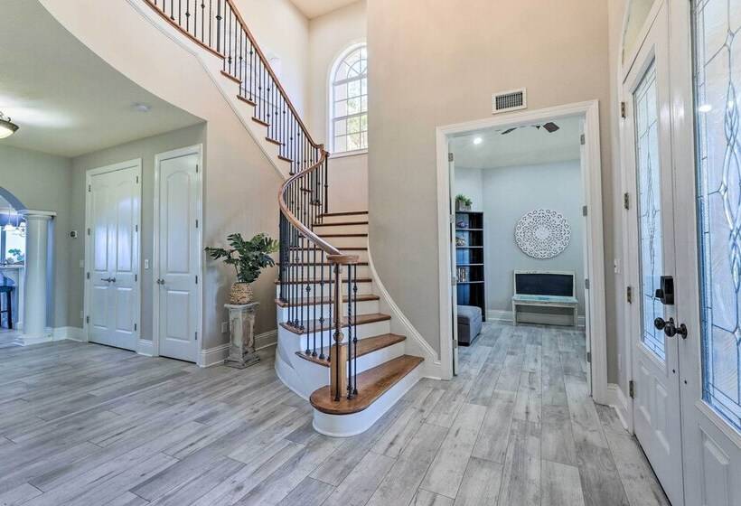 Apollo Beach House W/ Private Pool + Hot Tub