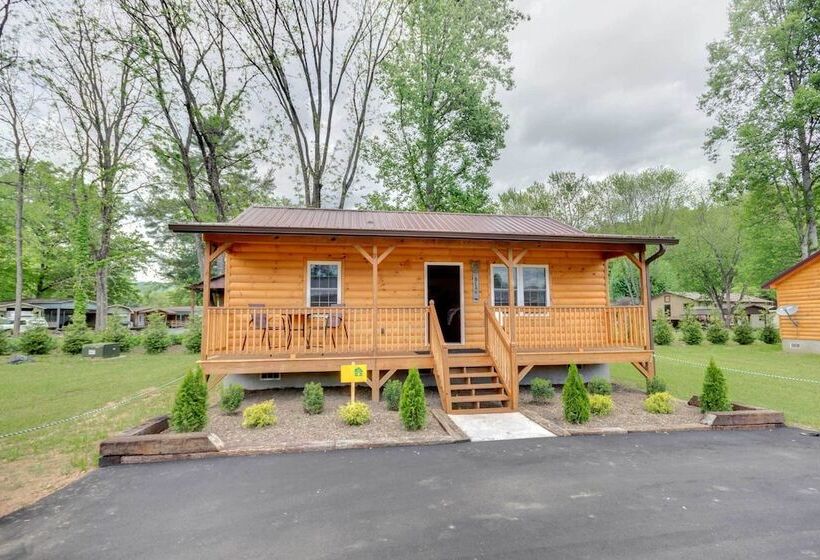 Bears Den Cabin W/ Porch ~ 5 Mi To Bryson City!