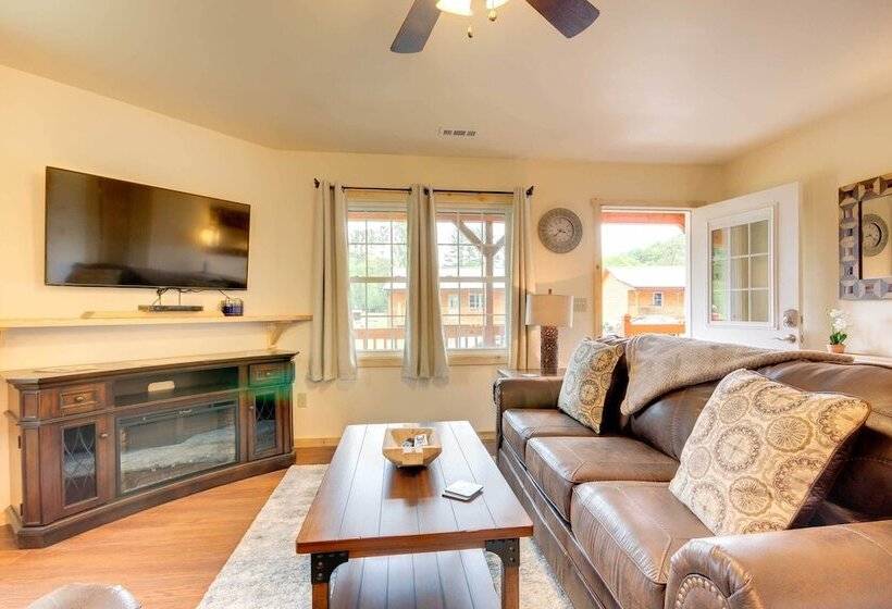 Bears Den Cabin W/ Porch ~ 5 Mi To Bryson City!