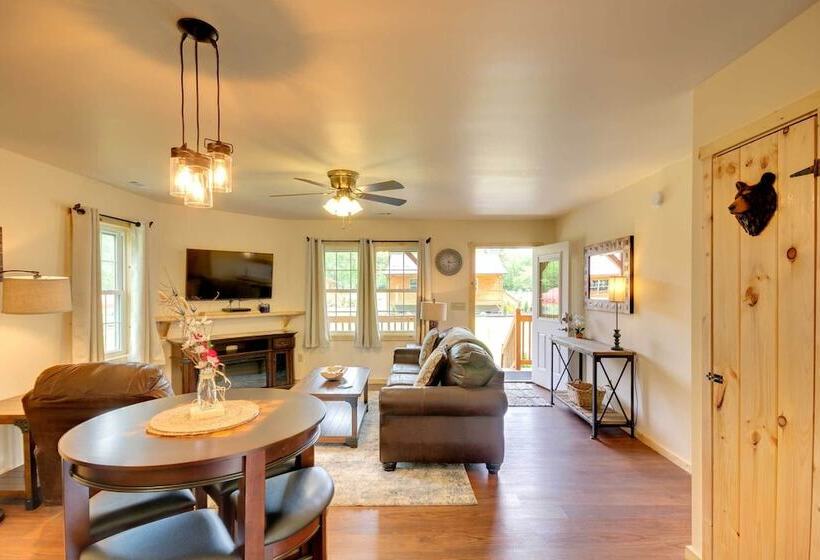 Bears Den Cabin W/ Porch ~ 5 Mi To Bryson City!